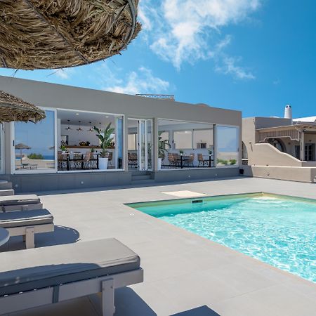 En Plo Boutique Suites Oia  Bagian luar foto
